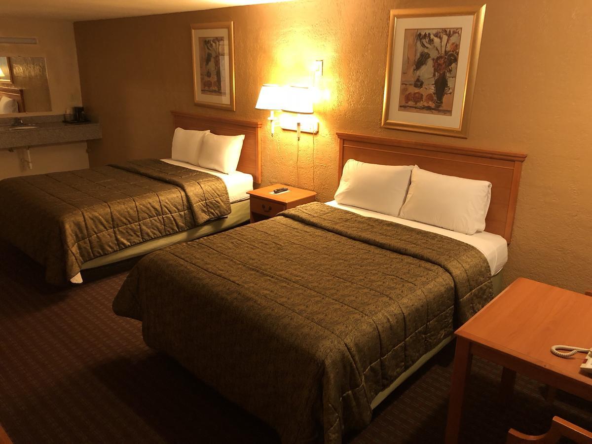 Deluxe Inn Lawton Ngoại thất bức ảnh